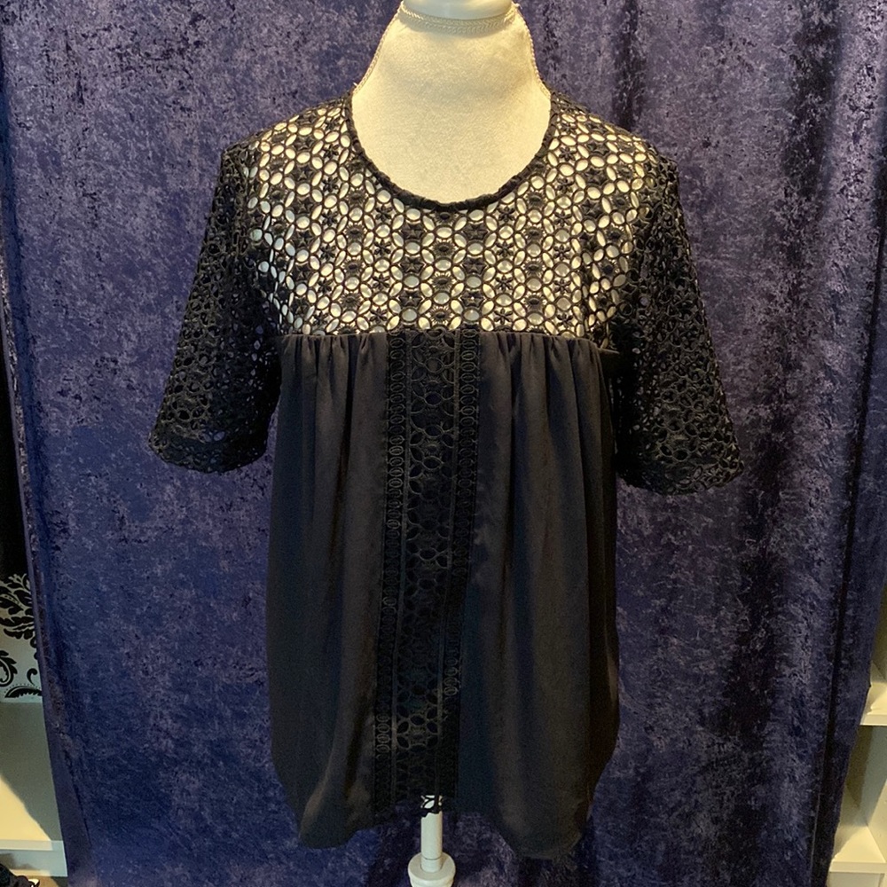 Ann Taylor navy blouse size L